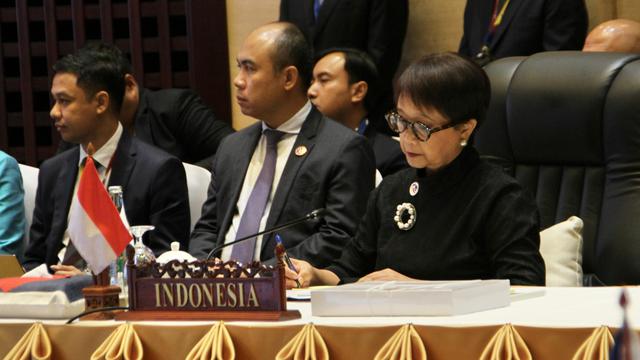 Rangkaian pertemuan menlu ASEAN (AMM/PMC) di Vientiane, Laos, Kamis (25/7/2024). (Dok. Kemlu RI)