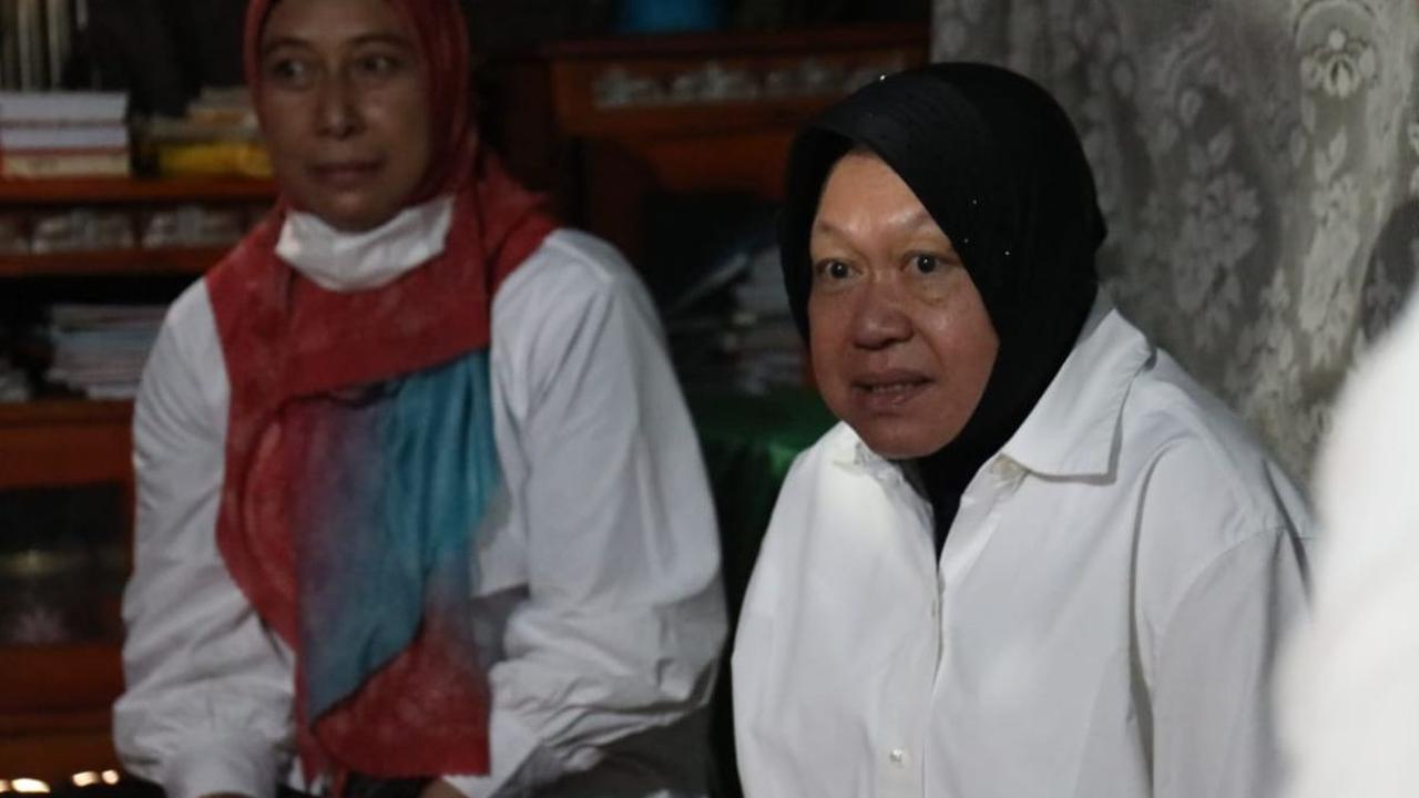 "Solusi teknologi digital ini telah diimplementasikan melengkapi dan berintegrasi dengan solusi berbasis masyarakat," kata Mantan Wali Kota Surabaya.