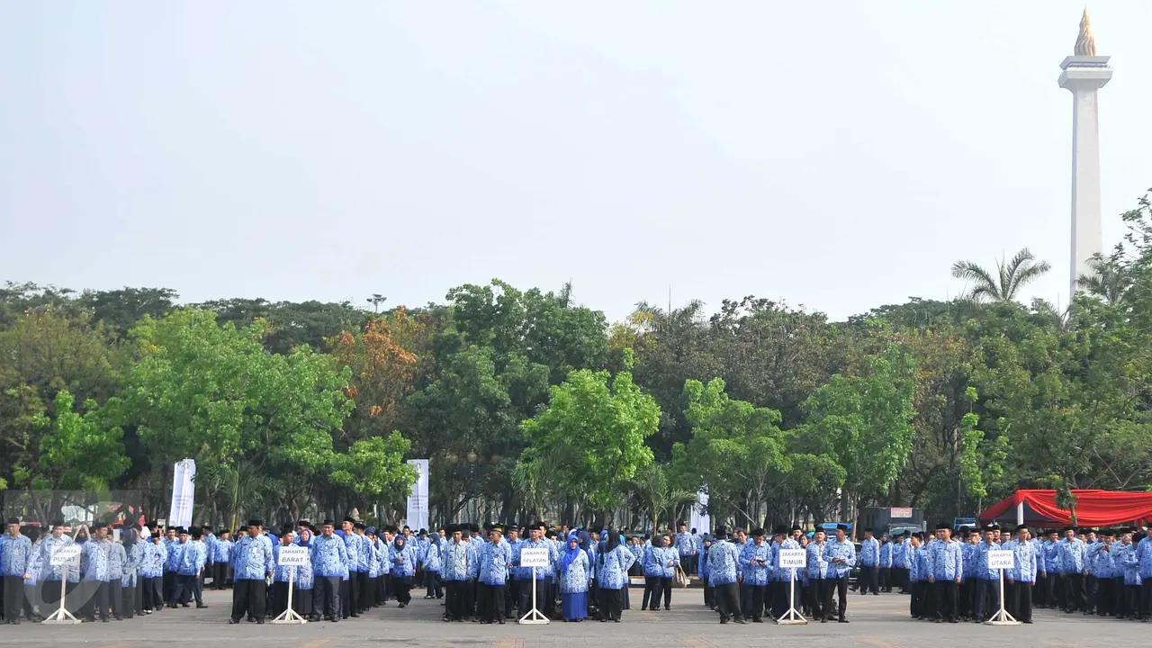 20151110-Peringati Hari Pahlawan, Ahok Pimpin Upacara di Monas-Jakarta