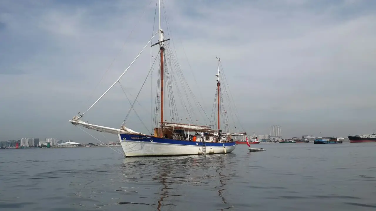 Kapal layar Swiss Fleur de Passion di Sunda Kelapa, Jakarta (4/4/2018) (Rizki Akbar Hasan/Liputan6.com)