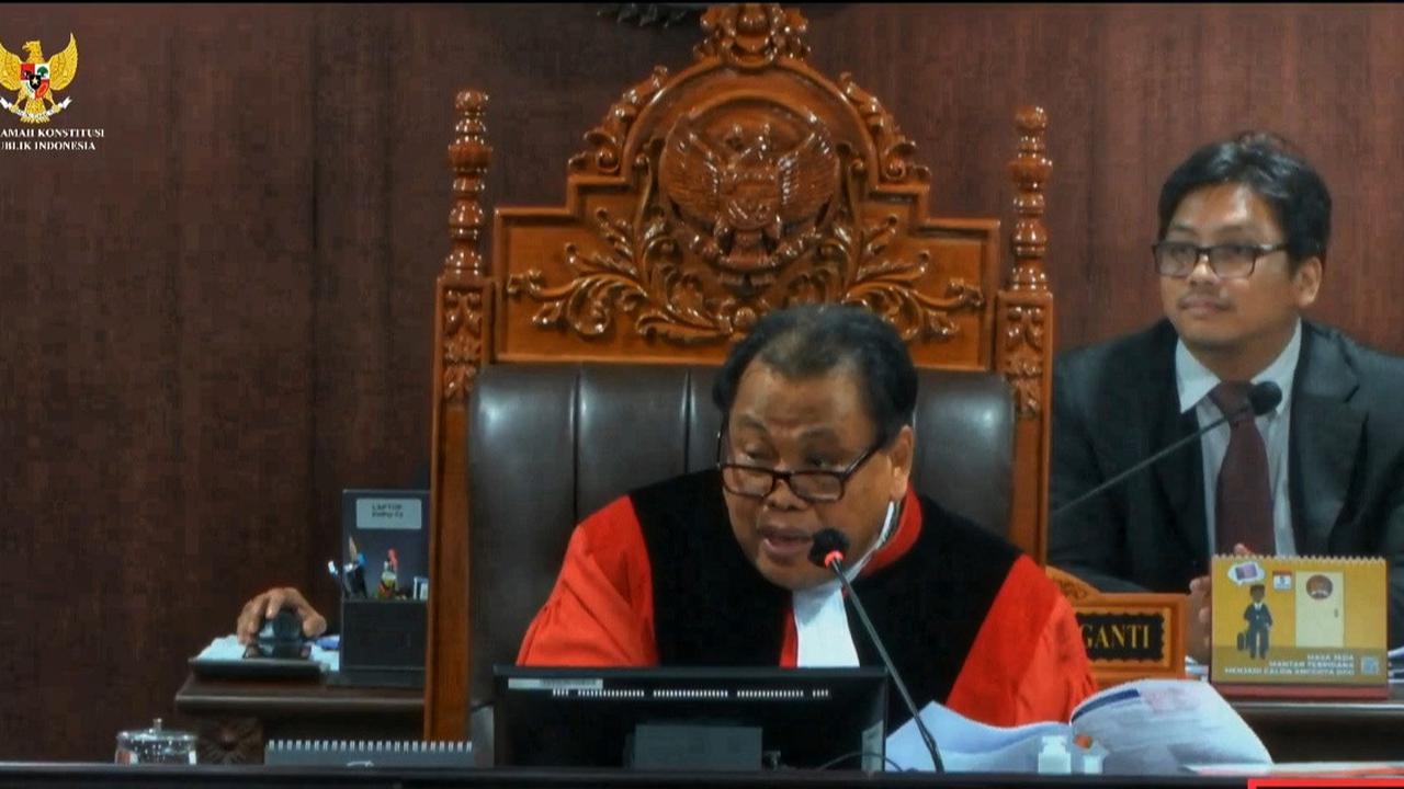Hakim Arief Hidayat Masuk Pensiun, MK Kirim Surat Pemberitahuan ke DPR