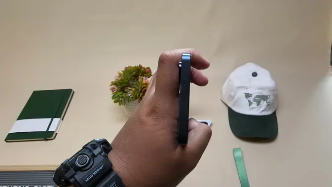 <p>Bagian Atas Samsung Galaxy A07. Oleh Matahari Kartika Purusakara/Liputan6.com</p>