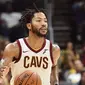 Guard Cleveland Cavaliers, Derrick Rose, akan absen dalam dua gim karena mengalami cedera pergelangan kaki. (cleveland.com)