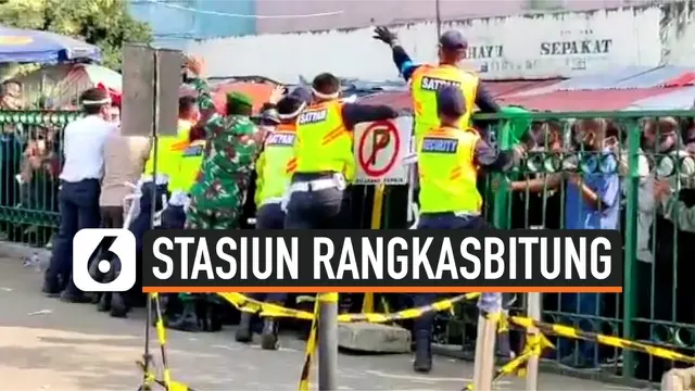 VIDEO: Aksi Dorong Calon Penumpang di Stasiun Rangkasbitung