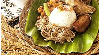Manggar adalah putik dari bunga kelapa muda yang dipakai sebagai bahan utama pengganti nangka muda.
