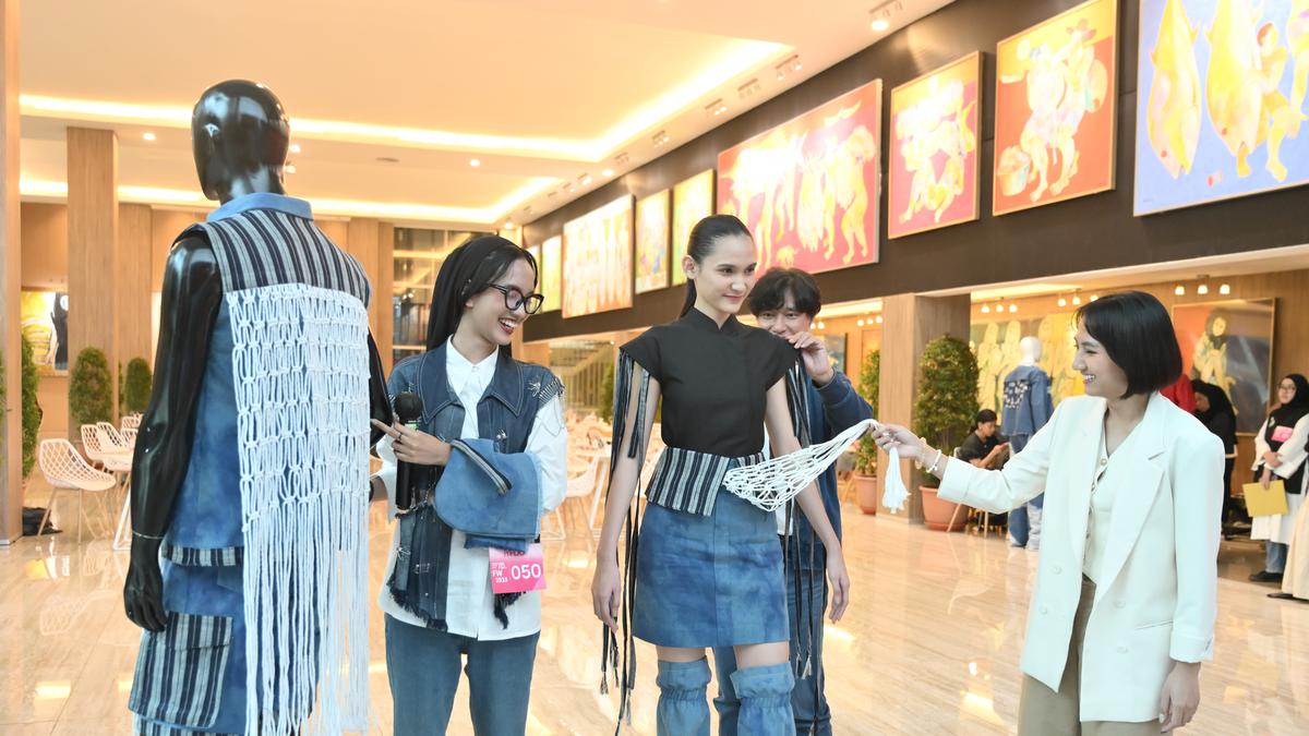 50 Desainer Muda Bersaing Sengit di IYFDC 2025, Eksplorasi Karya dengan Pendekatan Haute Couture