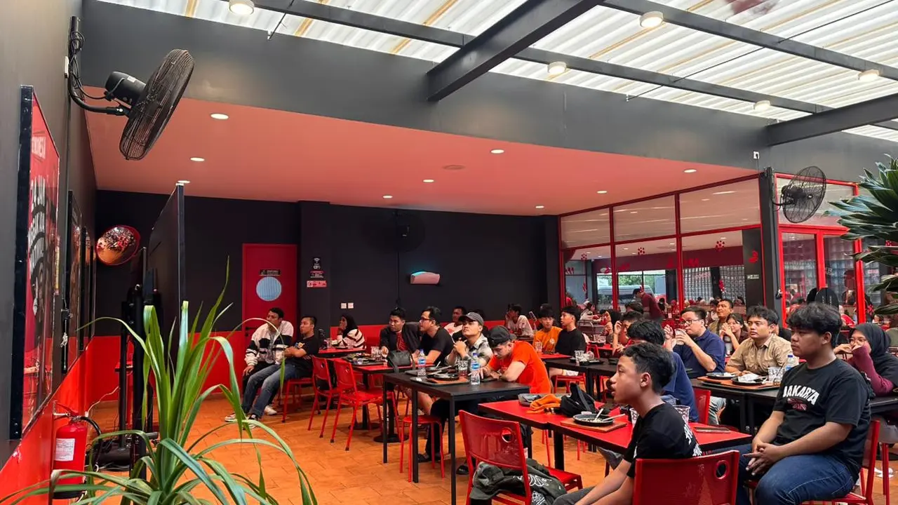 Suasana nobar Persija vs Persib