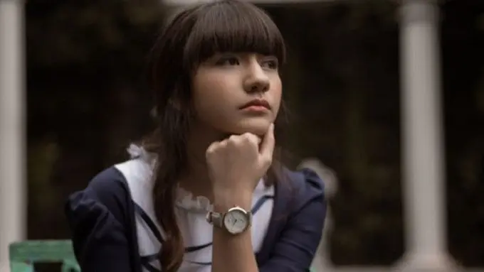 [Bintang] Bagai Putri di Negeri Dongeng, Begini Cantiknya Cassandra Lee yang Buat Jatuh Hati