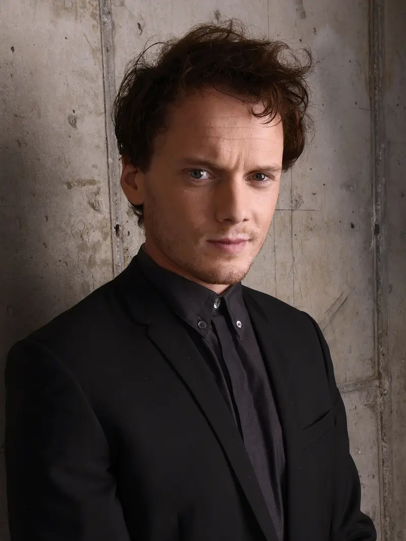 Anton Yelchin 