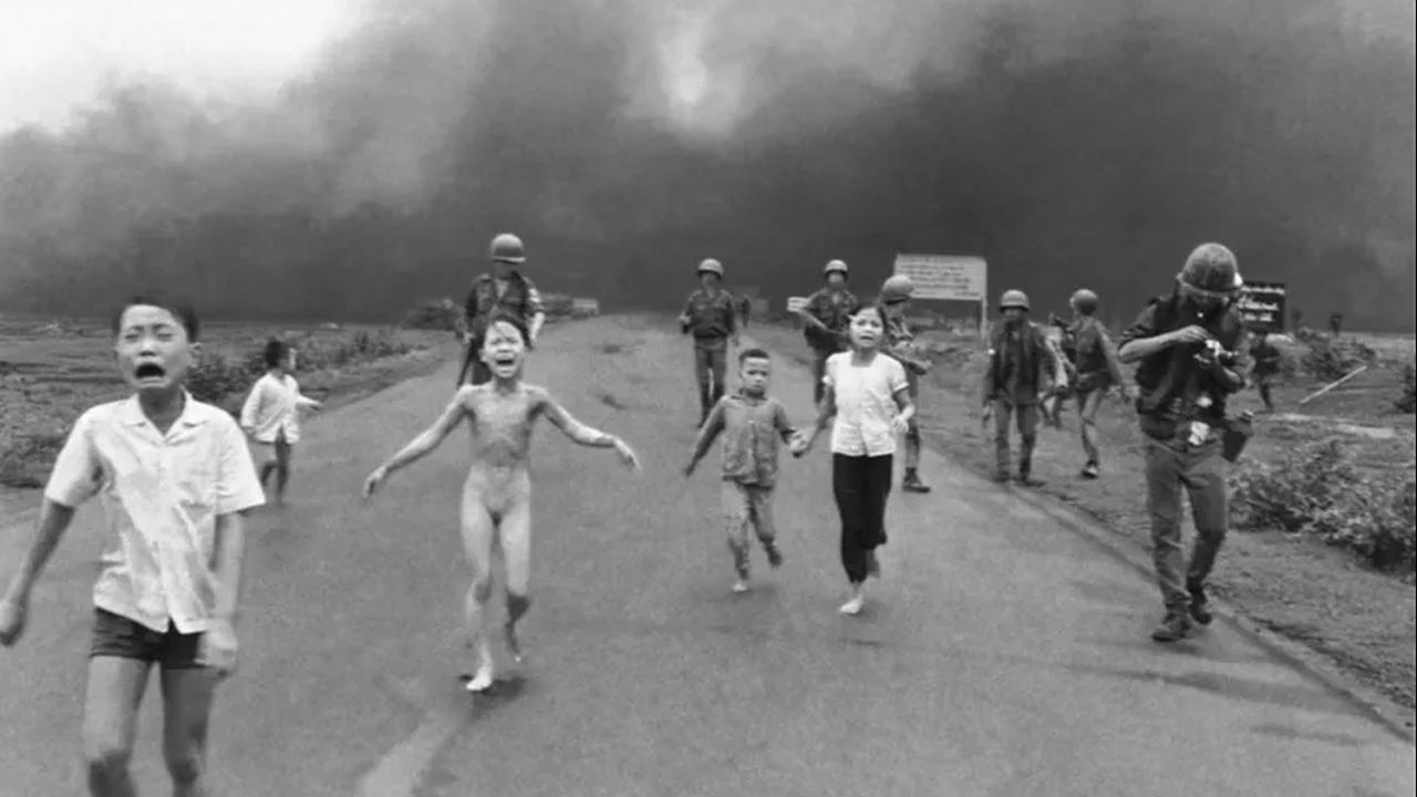 Napalm Girl - Nick Ut, 1972