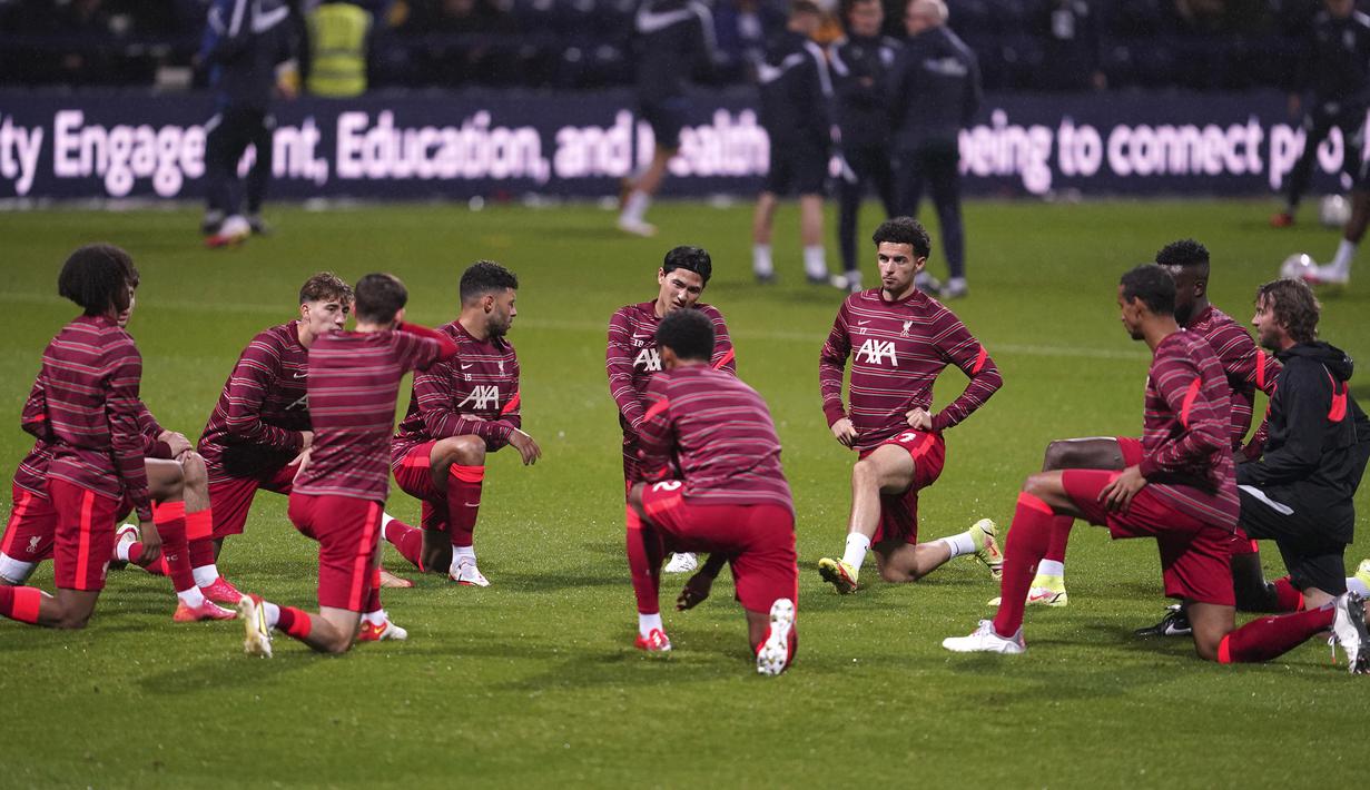 Liverpool mengistirahatkan seluruh starter mereka saat mengalahkan Manchester United 5-0. The Reds tampil dengan para pemain lapis keduanya. (AP/Jon Super)