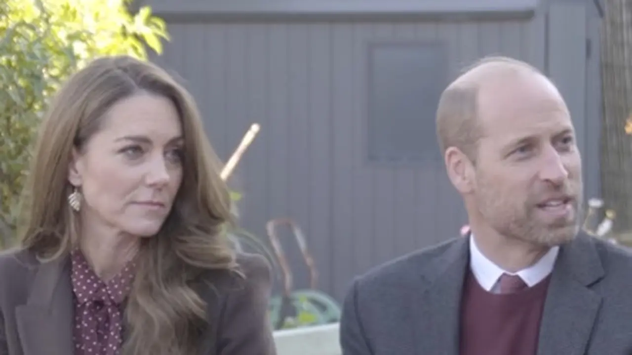Gaya Comeback Penuh Makna Kate Middleton Saat Kunjungan Pertamanya, Tampil Kembar dengan Pangeran William