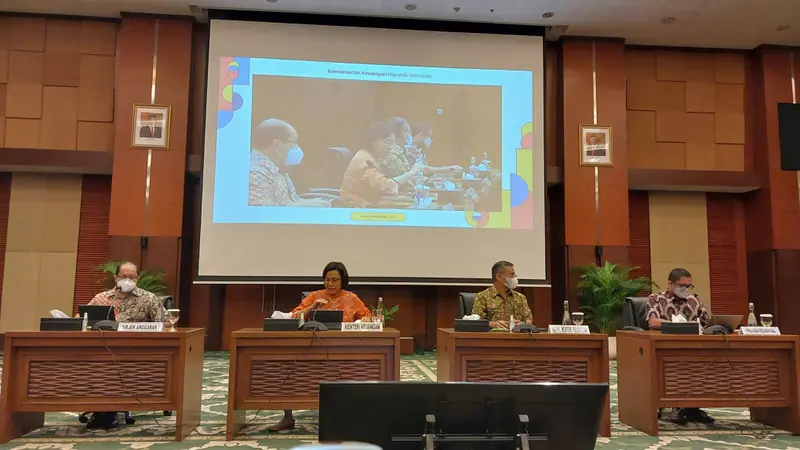 Menteri Keuangan Sri Mulyani Indrawati menyampaikan akan ada kesenjangan yang makin lebar di masyarakat  dalam konferensi pers di Kementerian Keuangan, Jumat (26/8/2022).