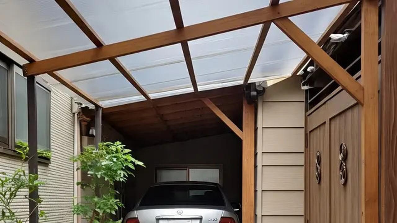 Perbandingan Kanopi Baja Ringan vs Polycarbonate untuk Carport Rumah