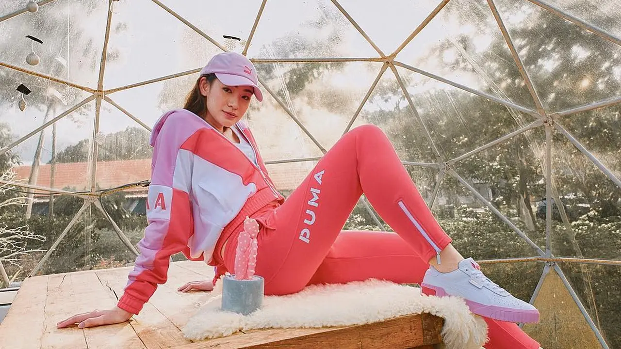 Potret Patricia Devina Saat Pakai Topi, Tampil Stylish