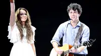 Nick Jonas Masih Cinta Miley Cyrus?