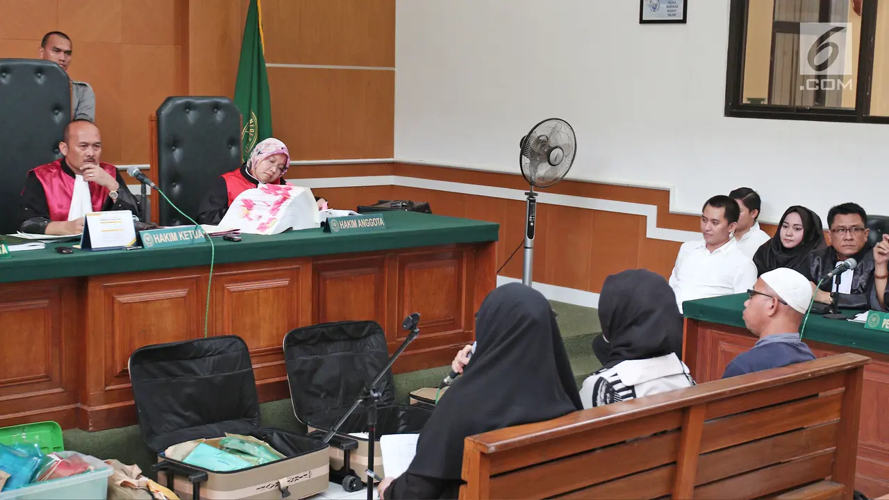 Sidang Lanjutan Kasus First Travel