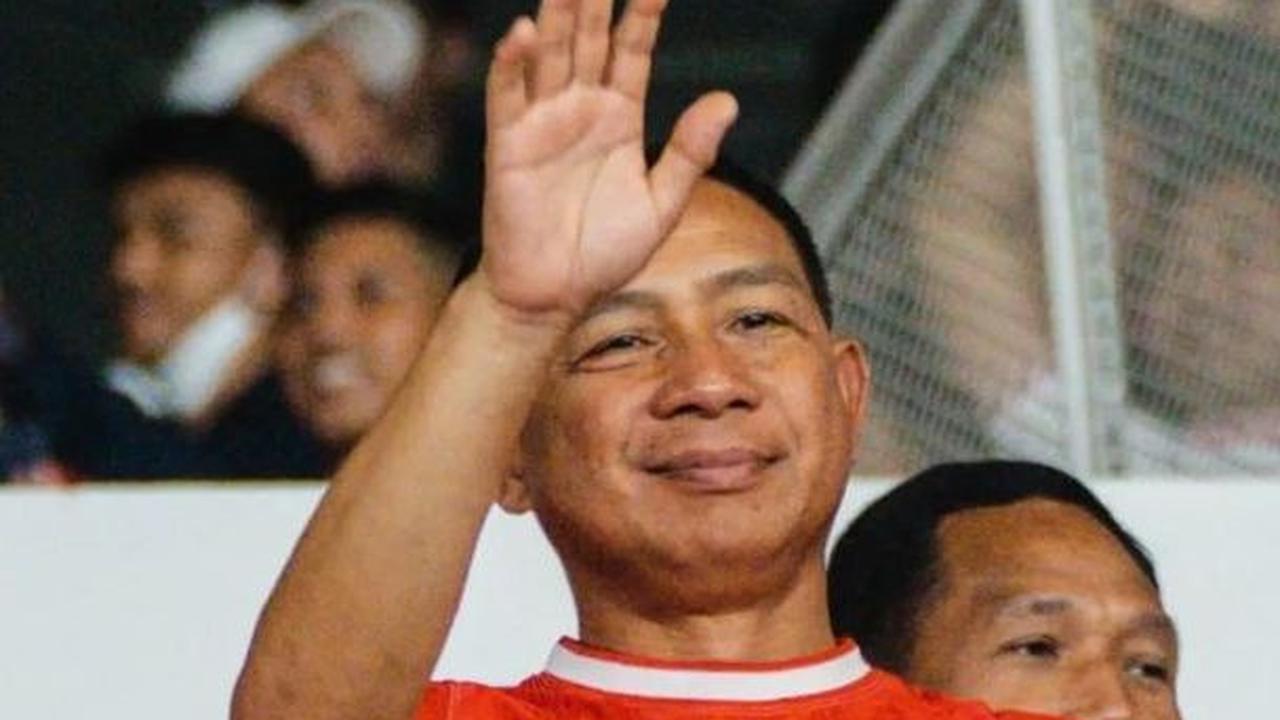 Dalam unggahannya, Jenderal Agus mengaku sempat tegang menonton pertandingan tersebut.