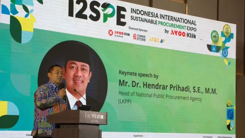 Kepala Lembaga Kebijakan Pengadaan Barang/Jasa Pemerintah (LKPP) Hendrar Prihadi dalam acara Indonesia International Sustainable Procurement Expo (I2SPE) 2023. (Dok AKEN)