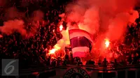 Polisi Thailand Terus Buru Ultras Pembakar Flare