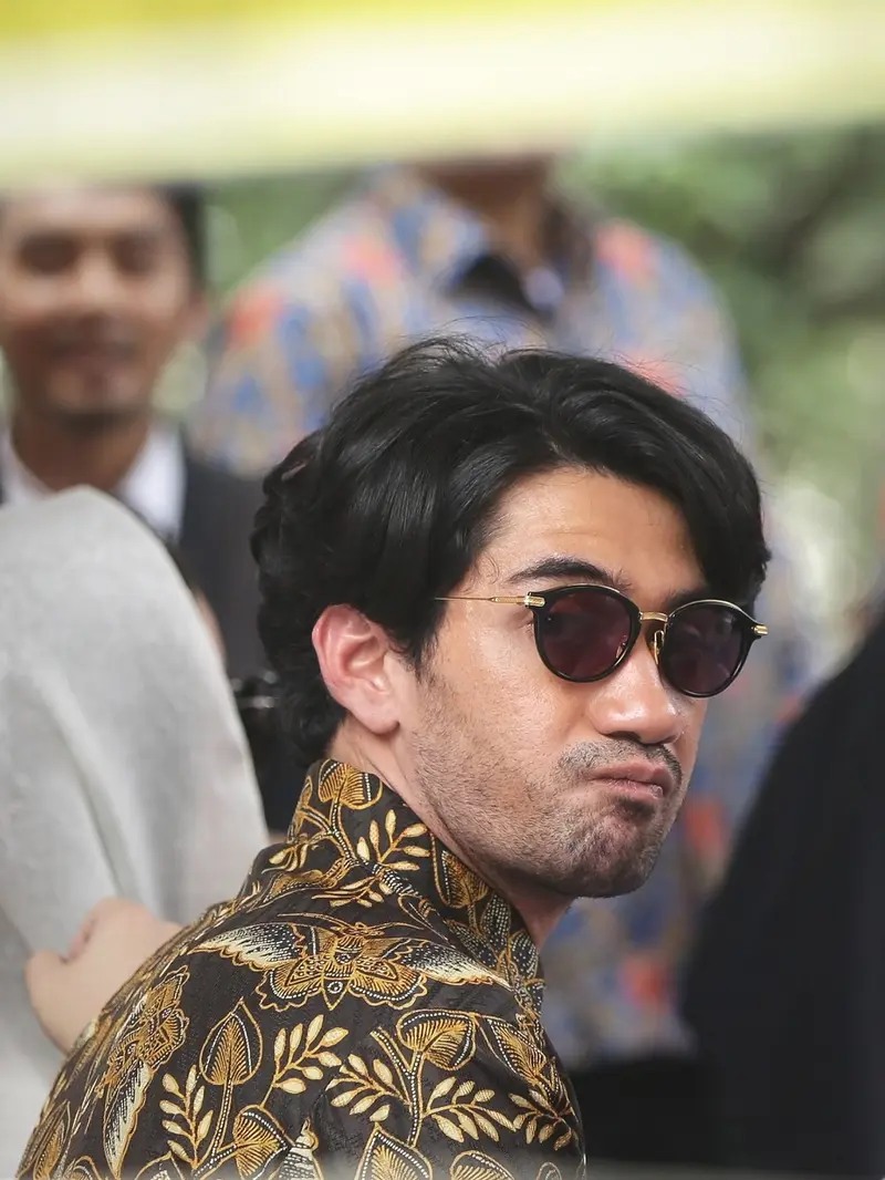 [Fimela] Reza Rahadian