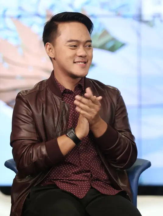 "Setelah menang makin disupport. Terbukti dari banyak program yang tetap menyertakan kami. Seneng bisa jadi keluarga besar Indosiar. Setidaknya saya bisa bantu orangtua," tutur Danang. (Galih W. Satria/Bintang.com)
