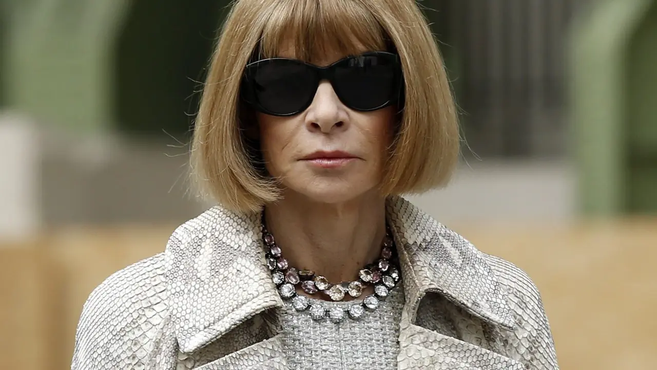 Anna Wintour melansir Koleksi Sneakers, Penasaran Seperti Apa?