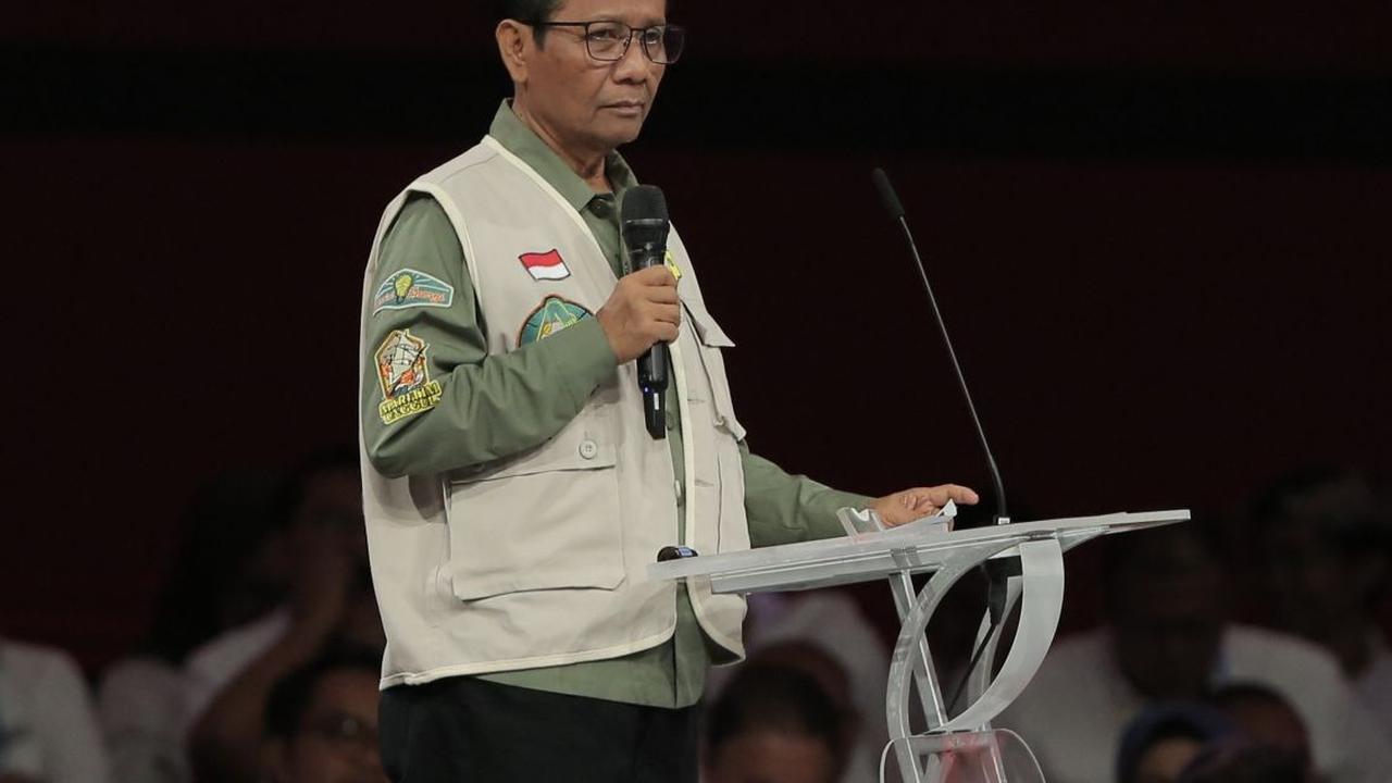 VIDEO: Mahfud Tajam Kutip Jokowi Soal Penggundulan Hutan RI Tertinggi, Cak Imin Beri Jawaban Keras