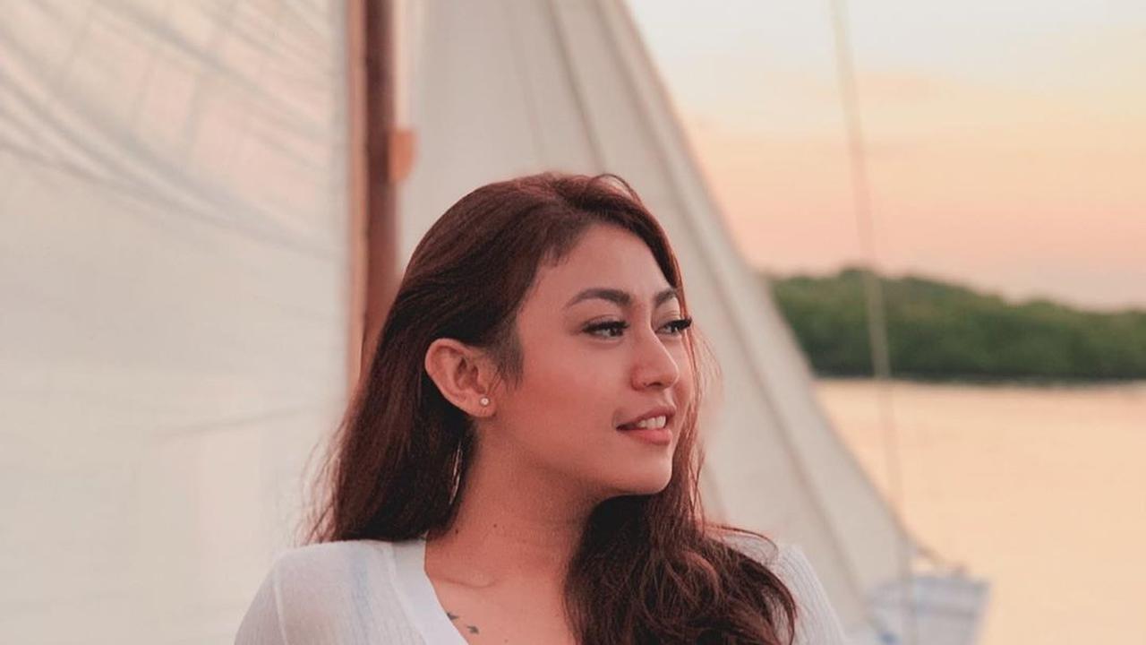 Ingat Ayu Anjani Pemeran Lasmini di Sinetron Kolosal? Ini 7 Potret Terbarunya