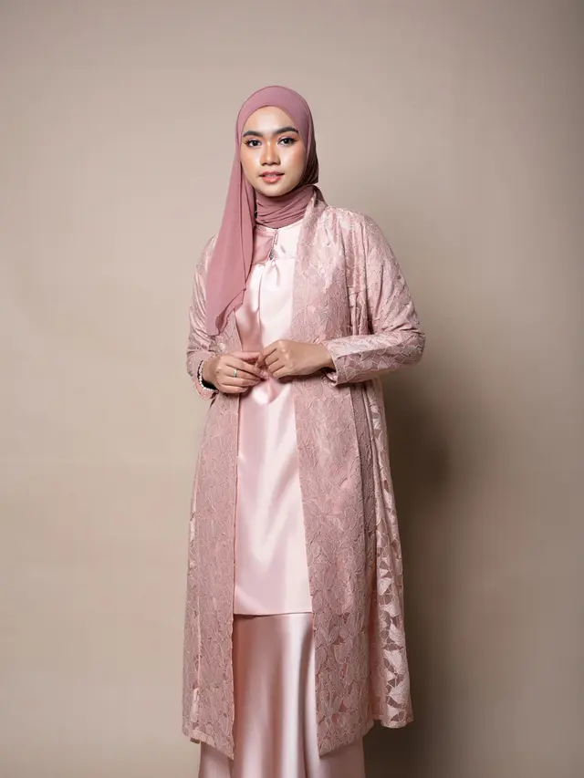 Gamis Kombinasi Outer Brokat Modern