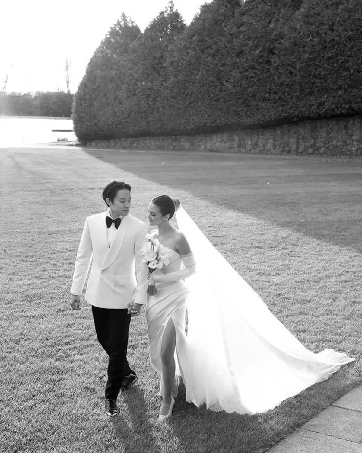 6 Potret Pernikahan Amanda Rawles dan Adriel Susanteo di Australia, Intim dan Romantis