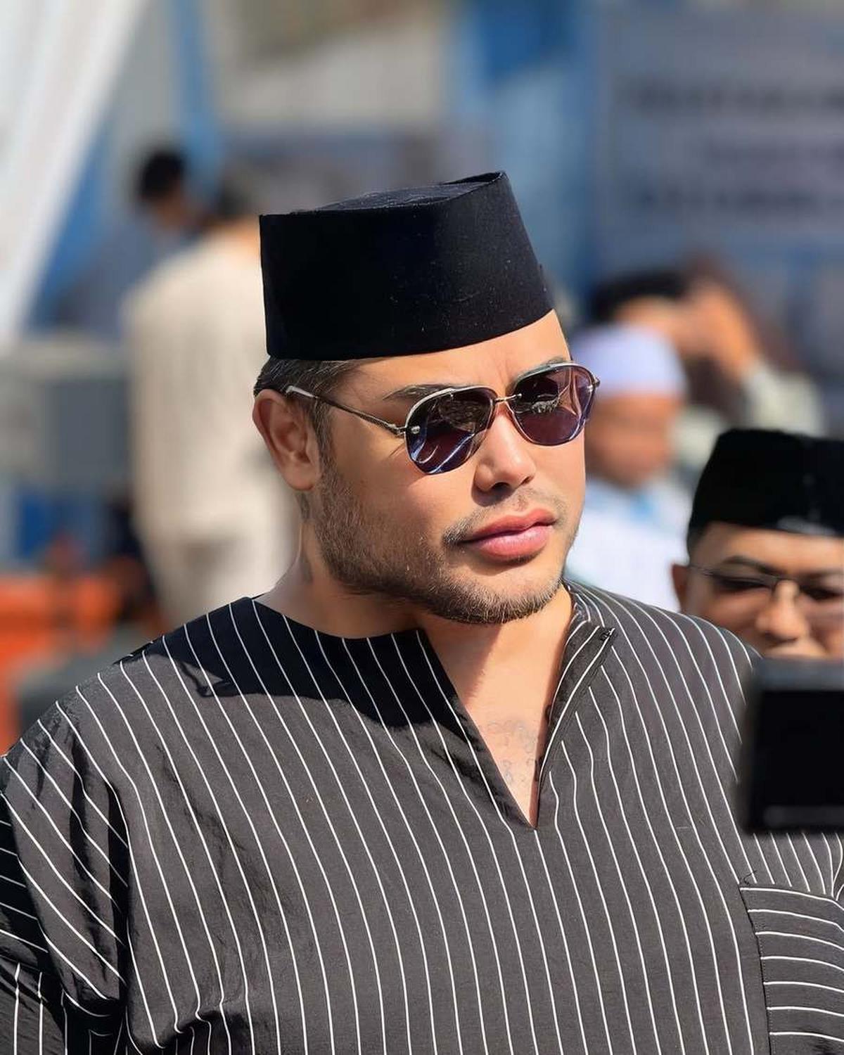 7 Potret Ivan Gunawan Peletakan Batu Pertama, Resmikan Masjid di Pesantrennya Jelang Berangkat Haji