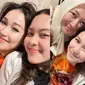 Dinar Salsha dan Ayu Ting Ting Saat Bersama (Sumber: Instagram/dinarsalsha)