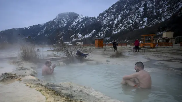 Menikmati Pemandian Air Panas Alami di Bulgaria