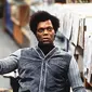 Menurut sutradara M. Night Shyamalan, kelanjutan film Unbreakable lebih sinergis jika dijadikan serial TV.