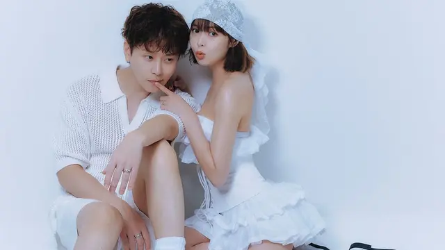 Foto prewedding HyunA dan Yong Junhyung dapat hujatan. (Dok: IG @hyunah_aa https://www.instagram.com/p/C_ad1tYvmcl/?utm_source=ig_embed&ig_rid=2e78ca75-2704-4945-a776-a06701d2195c&img_index=3)