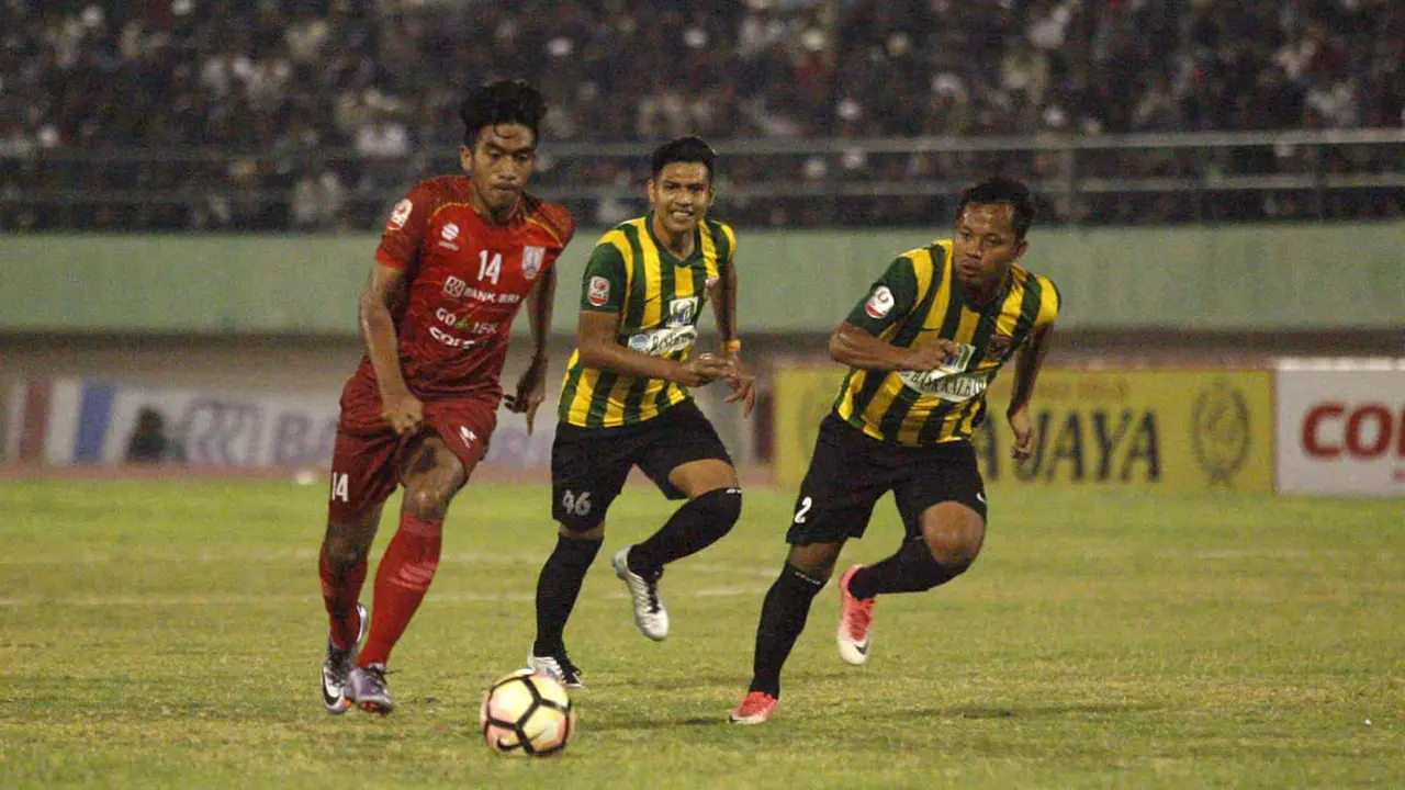 Persis Solo vs Persipon Pontianak