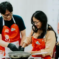 Konsumsi garam berlebih berbahaya, yuk terapkan tips diet rendah garam saat puasa agar tetap sehat dan berenergi! (Ajinomoto)