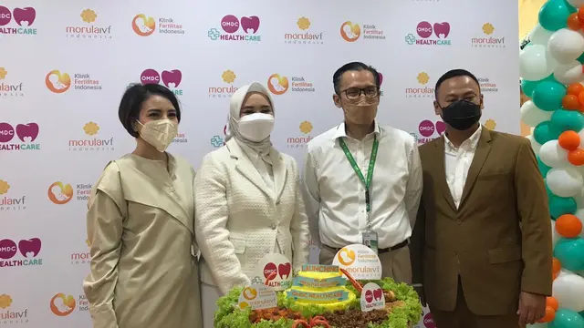 Tya Ariestya saat penandatanganan kerjasama OMDC Healthcare dan PT Morula Indonesia