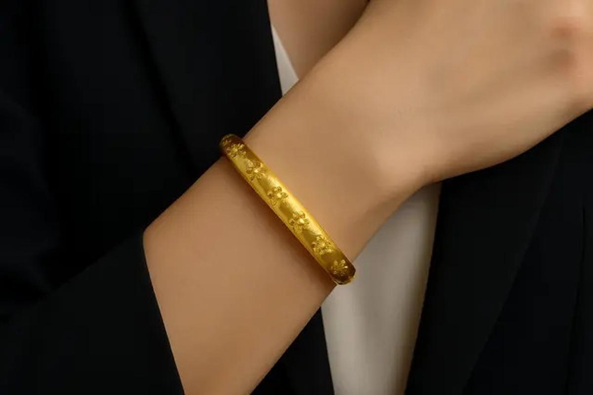 7 Model Gelang Bangle yang Bagus Emas 24 Karat 5 Gram, Simple tapi Mewah