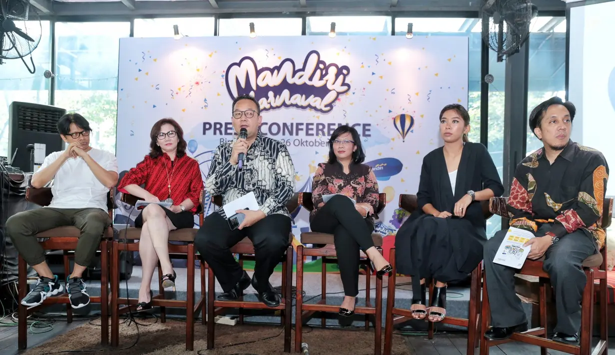 Tidak hanya generasi 90-an dalam Mandiri Carnaval yang akan di selenggarakan pada 29 dan 30 Oktober mendatang. Tapi juga para penyanyi generasi masa kini, Barasuara, The Overtunes hingga solois Raisa dan Isyana Sarasvati. (Adrian Putra/Bintang.com)