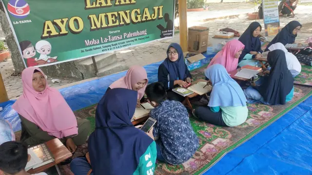 Indahnya Lantunan Alquran di Lapak Gratis Ayo Mengaji Palembang