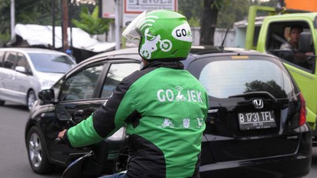 GoJek dan ojek pangkalan ribut di Bintaro