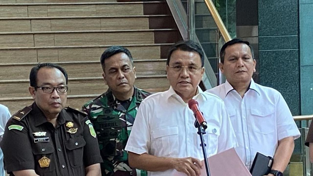 Tegas! Satgas PKH Siap Sanksi 10 Perusahaan Sawit dan Tambang, Total Denda Rp8 Triliun