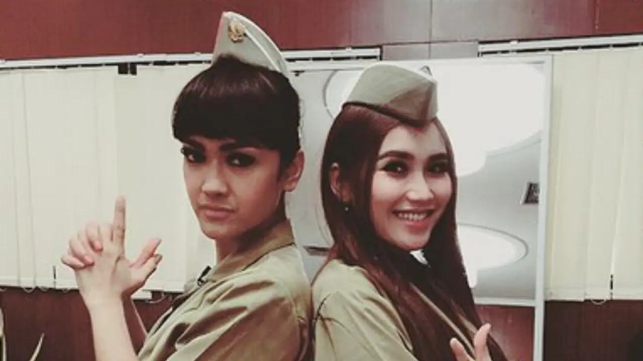 [Bintang] Ayu Ting Ting dan Jupe