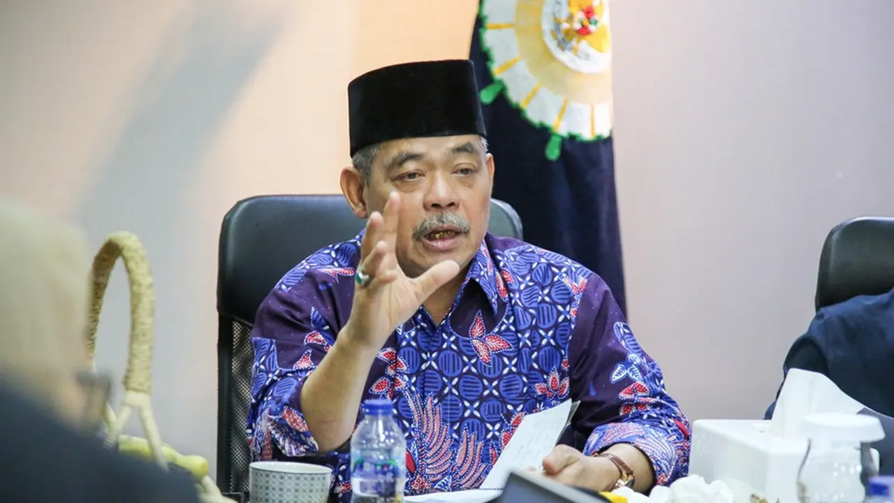Ketua Umum Asosiasi Pemerintah Kabupaten Seluruh Indonesia (Apkasi) Bursah Zarnubi menolak rencana pemerintah pusat yang akan memangkas anggaran Transfer ke Daerah (TKD) dalam APBN 2026. (Dok: Apkasi)