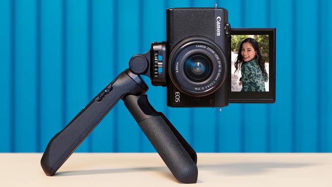 Canon EOS M200. Dok: pt. Datascrip