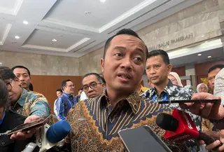 Menteri Sekretaris Negara (Mensesneg) Prasetyo Hadi mengungkapkan, Presiden Prabowo Subianto telah memberikan arahan untuk menambah anggaran riset nasional menjadi Rp 4 triliun. (Liputan6.com/Winda Nelfira)