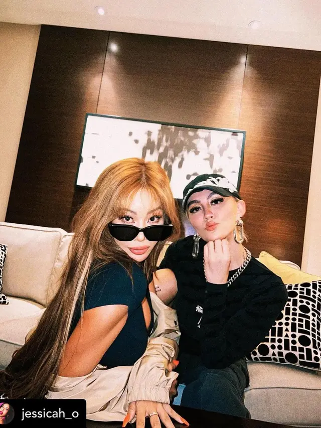 Agnez Mo Bareng Musisi Internasional