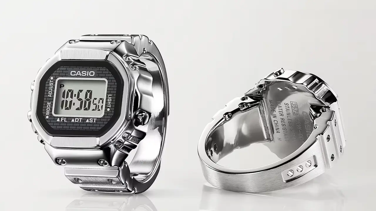 Jam tangan pintar Casio